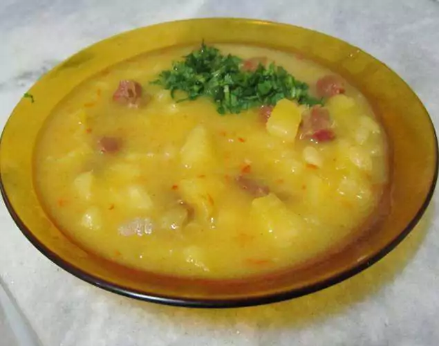 Sopa de Mandioca