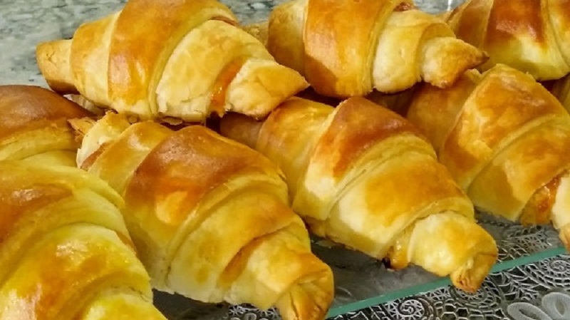 croissant-de-queijo-e-presunto-caseiro