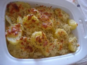 Batata assada com queijo