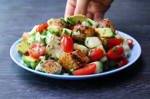 Salada de Frango com Abacate