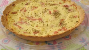 Quiche de queijo e presunto