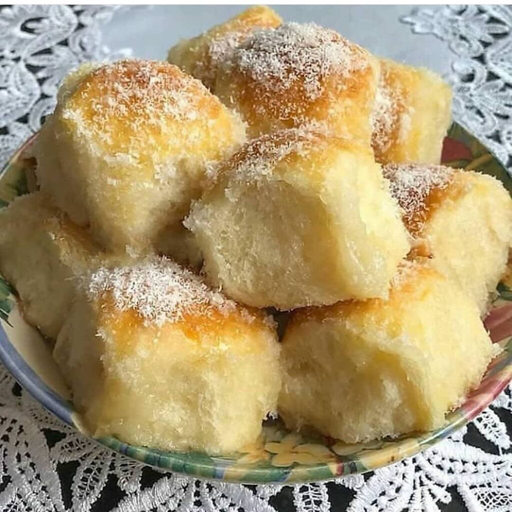 Pão doce molhadinho e fofinho