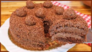 Bolo de brigadeiro gelado