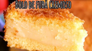 Bolo de fubá cremoso de liquidificador super fofinho