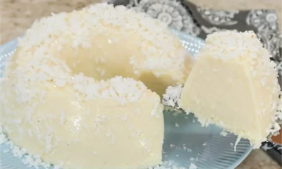 Pudim de coco bem simples, só bater e levar para a geladeira