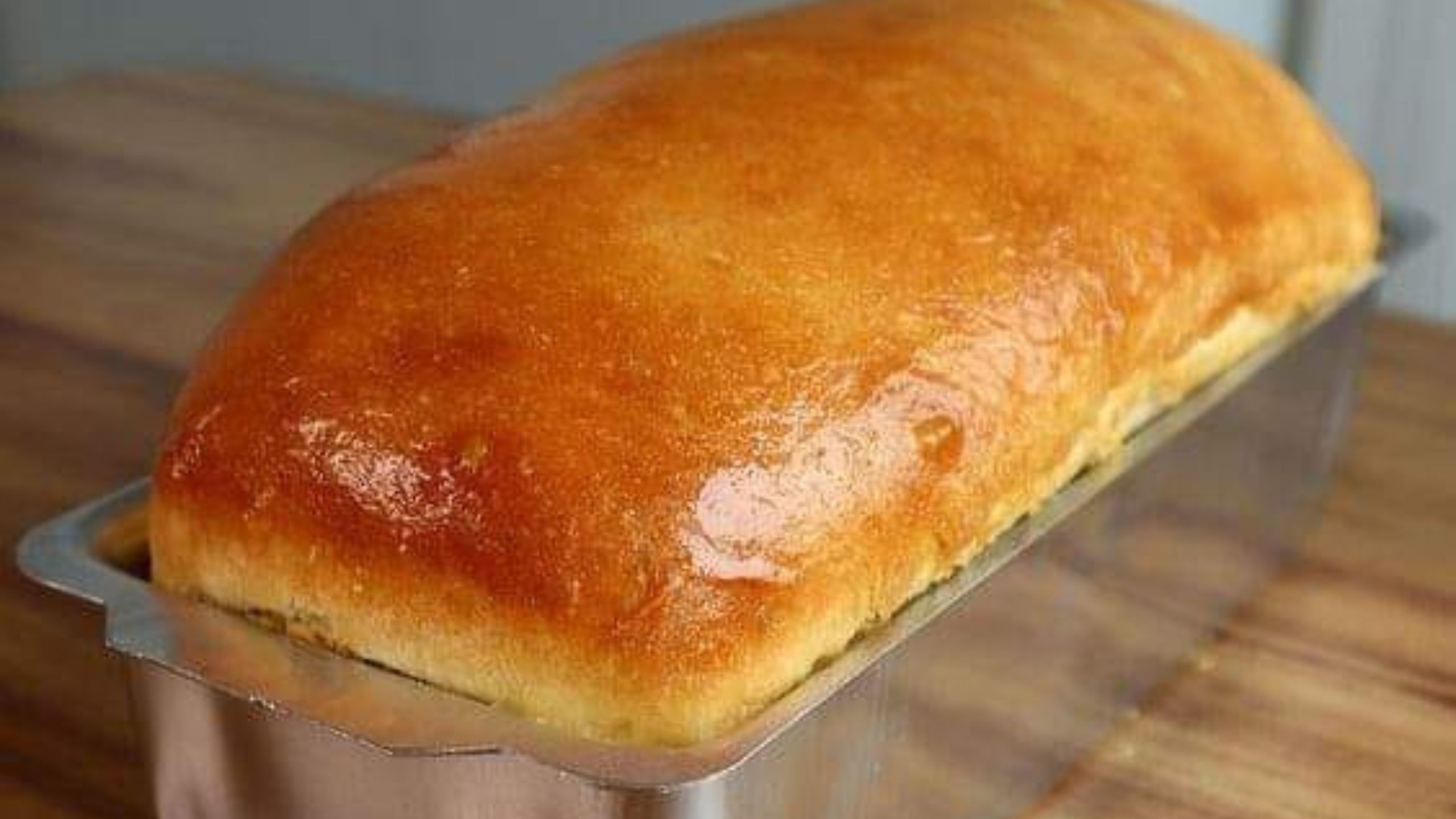 Pão caseiro fofinho simples e delicioso para você fazer em casa