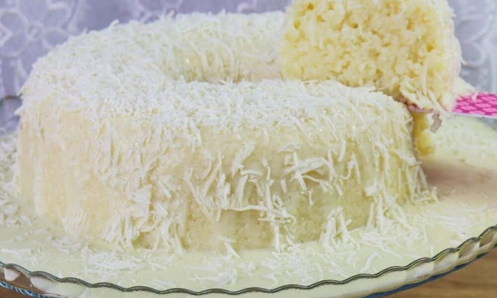 Bolo de tapioca granulada super cremosa e fácil