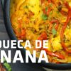 Moqueca de banana da terra suculenta e saborosa