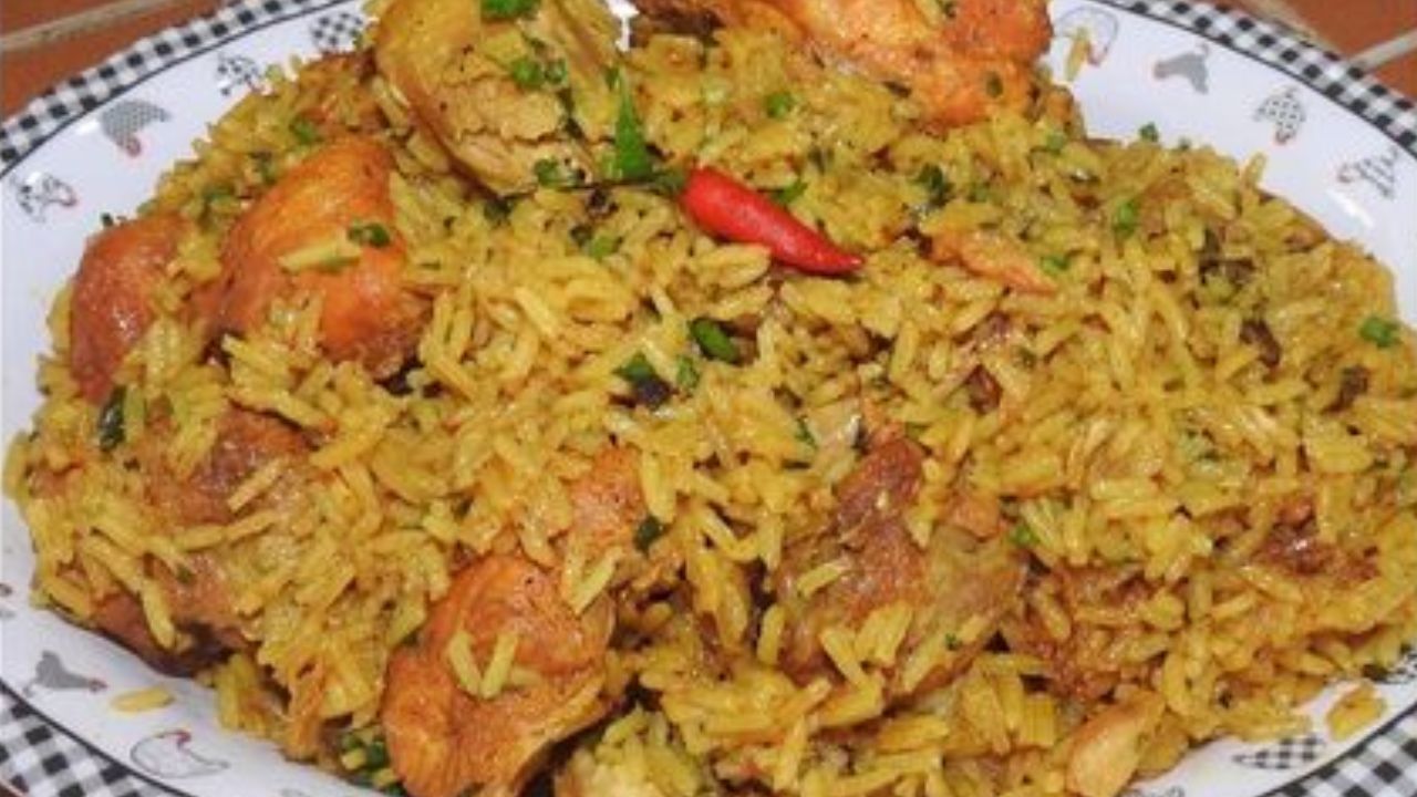 Arroz com galinhada, deliciosa e fácil de fazer